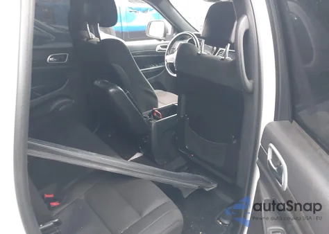 2018 Jeep Grand Cherokee Laredo E 4X2 from USA, damaged, VIN 1C4RJEAG3JC412426